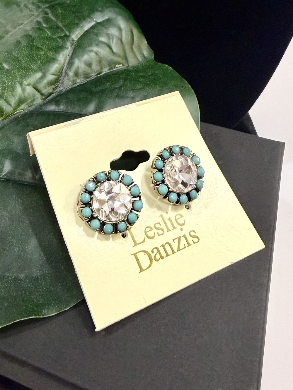 Leslie Danzis Crystal Flower Stud Earrings Green & White | NWT